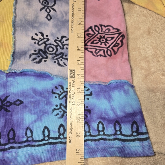 Colorful Boho Long Sleeve Top - Picture 9 of 11